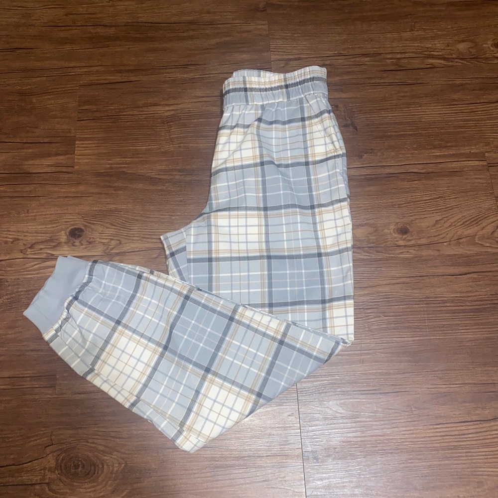 NWT- LOFT OUTLET PLAID HIGH RISE JOGGER SZ M